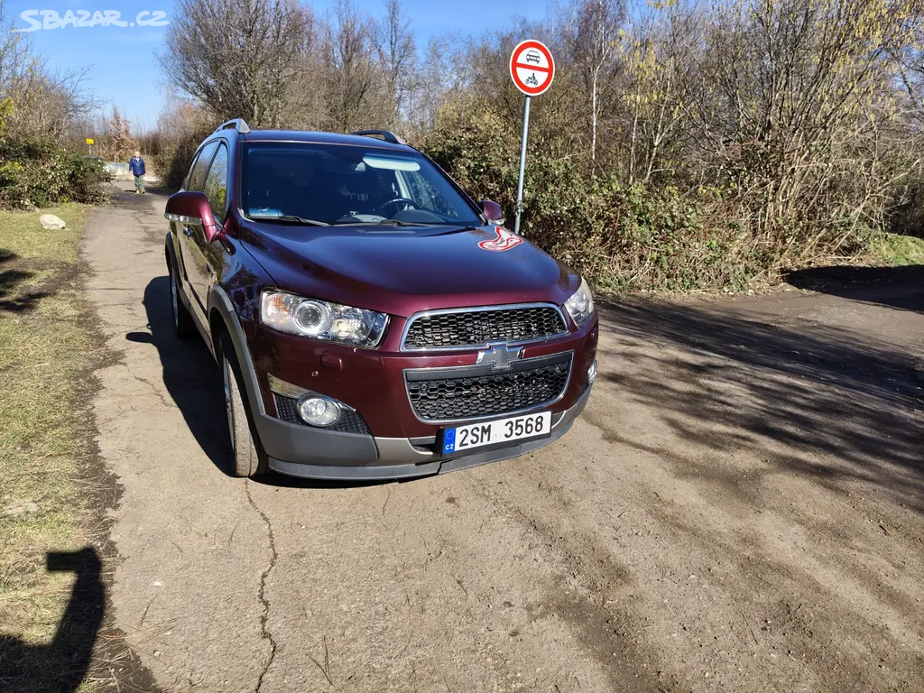 Auto Chevrolet Captiva 2,2 D, 4 x 4, sedmimístné